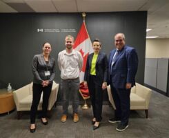Pictured from left to right: Estelle Ethier (Hôpital Montfort), Mike Burton (The Honourable Marc Miller's Office), Tania Testa (London Health Sciences Centre), Dominic Giroux (Hôpital Montfort)